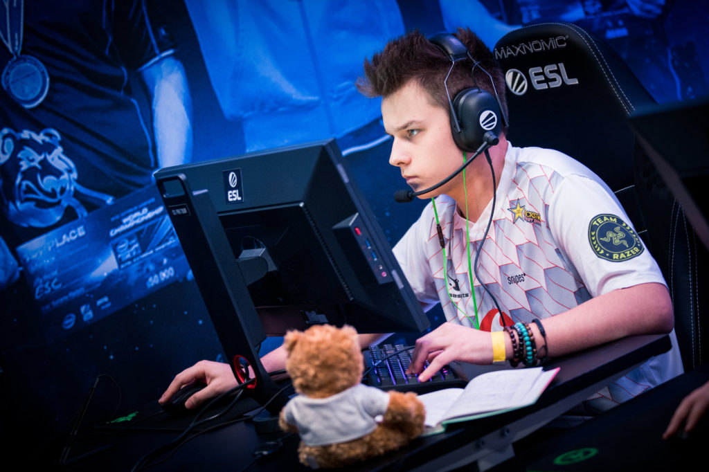 IEM Katowice 2020 - small gaming keyboards are popular
