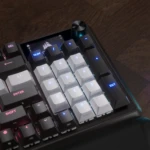 Corsair Vanguard Dual Tone Display